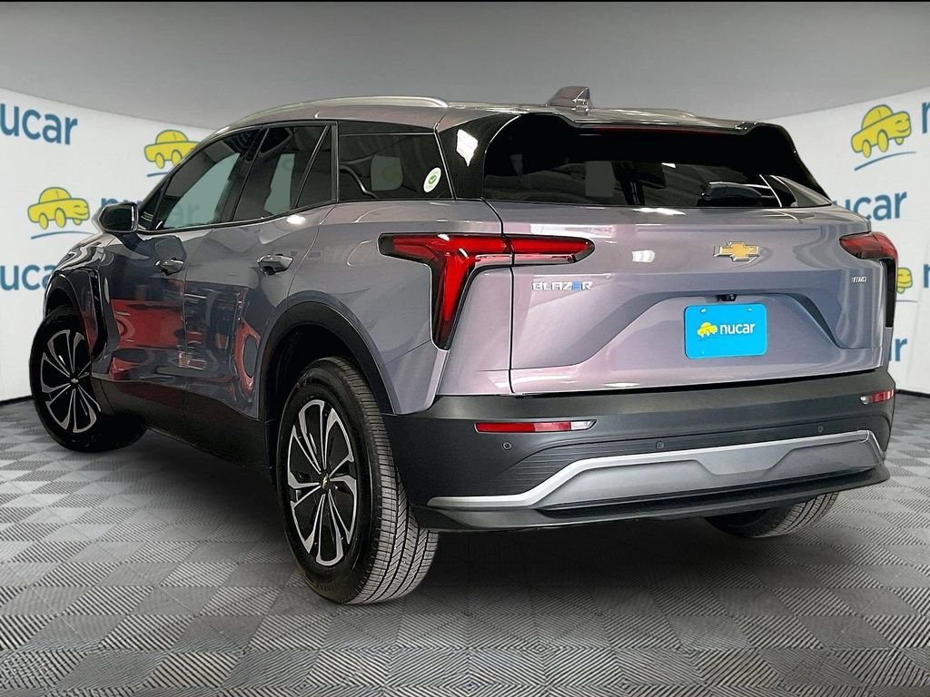 Used 2024 Chevrolet Blazer EV LT AWD/4WD image 4