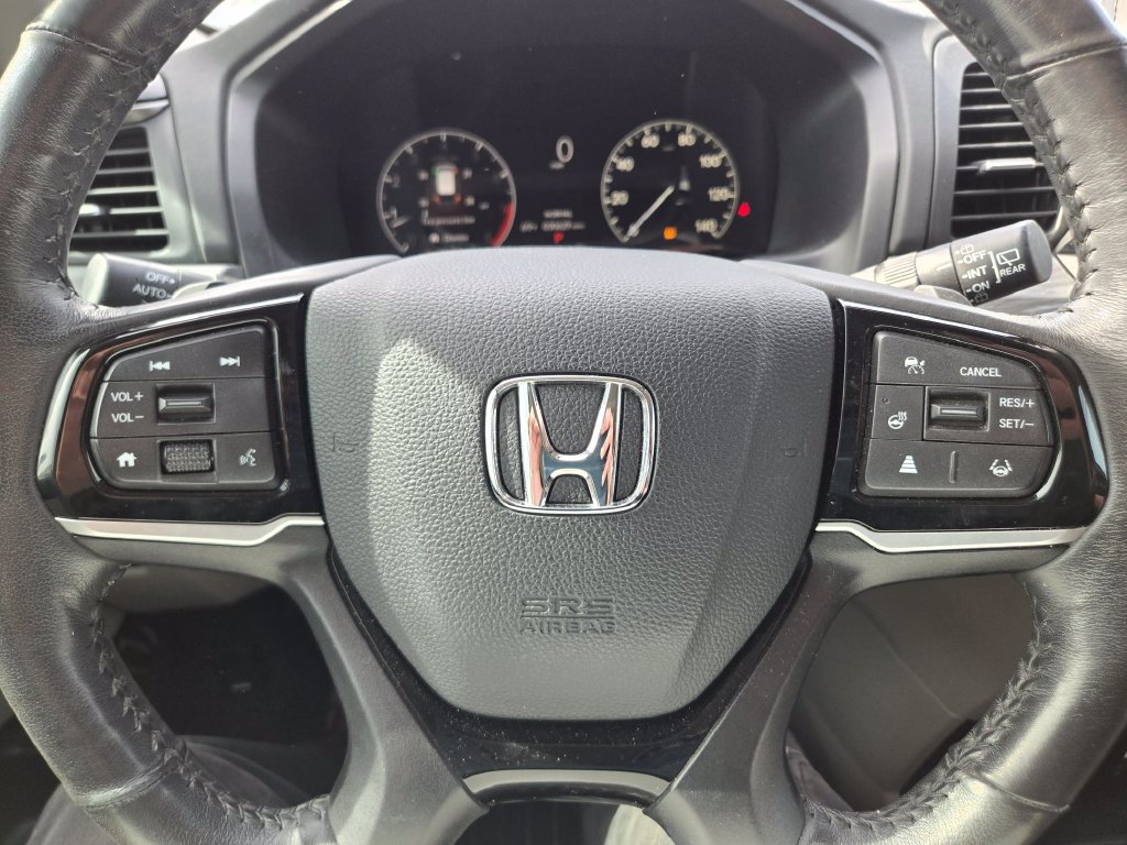 Used 2025 Honda Odyssey Elite image 11