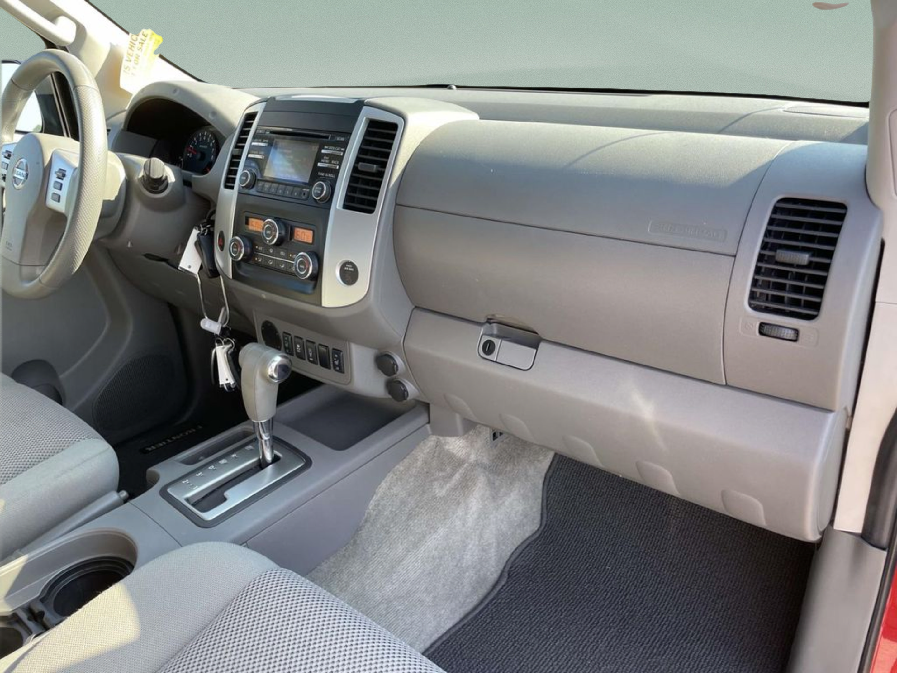 Used 2014 Nissan Frontier SV w/ SV Value Truck Package RWD image 19
