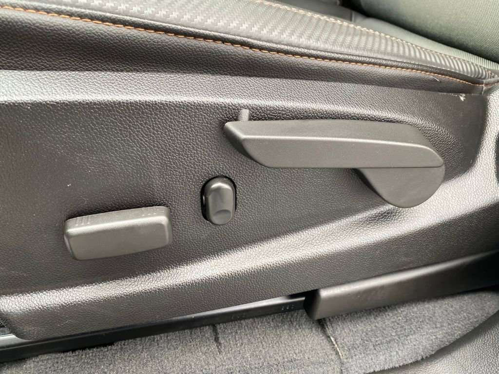 Used 2021 GMC Canyon AT4 image 12