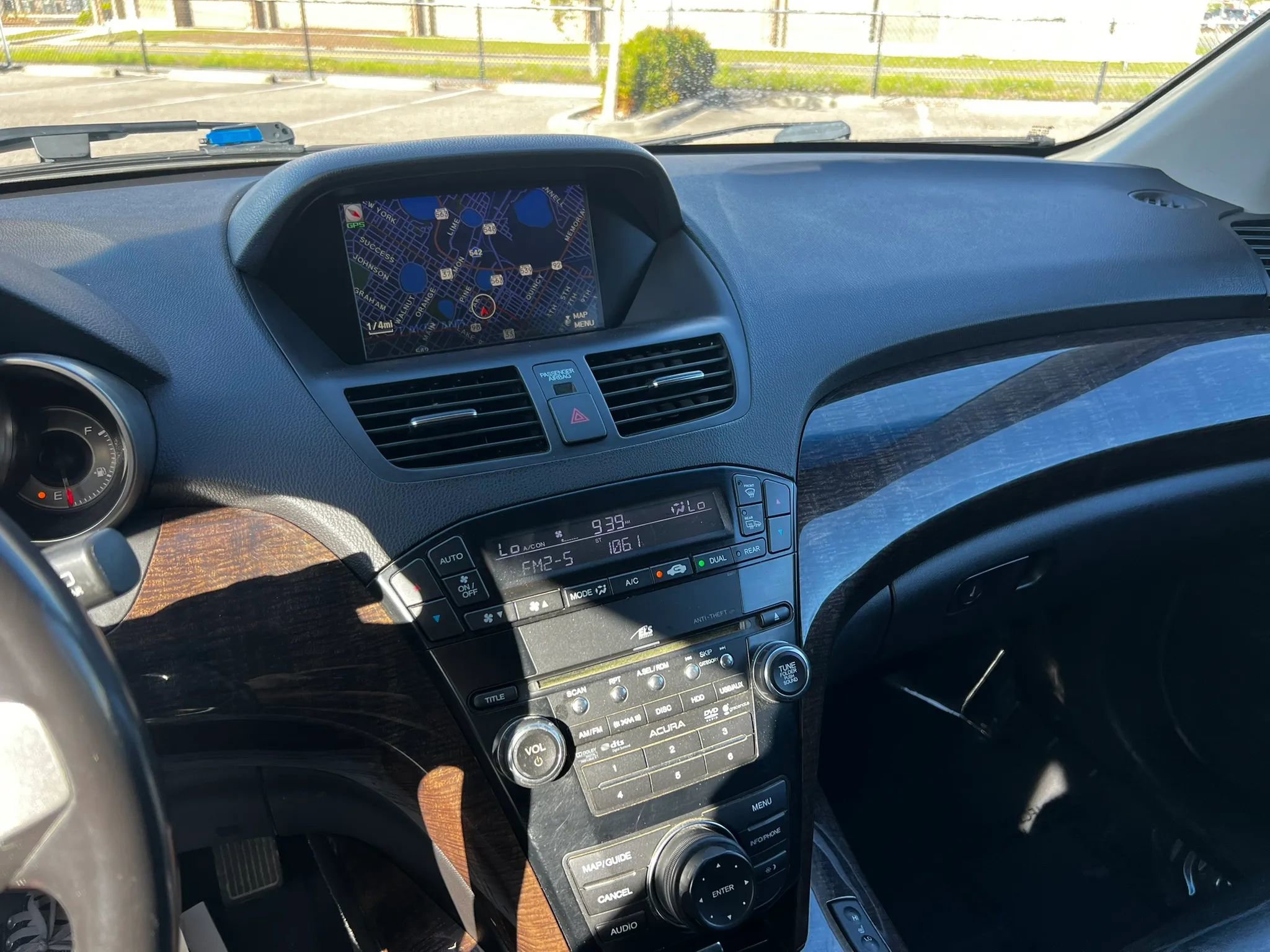 Used 2012 Acura MDX w/ Technology Package AWD/4WD image 17