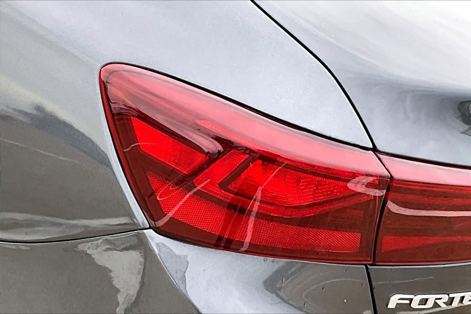 Certified 2024 Kia Forte LXS FWD image 29