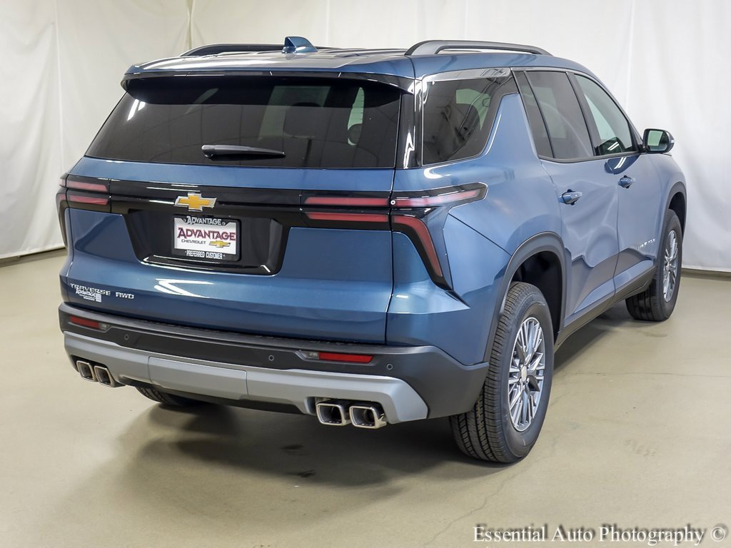 New 2026 Chevrolet Traverse LT w/ LPO, Floor Liner Package image 7