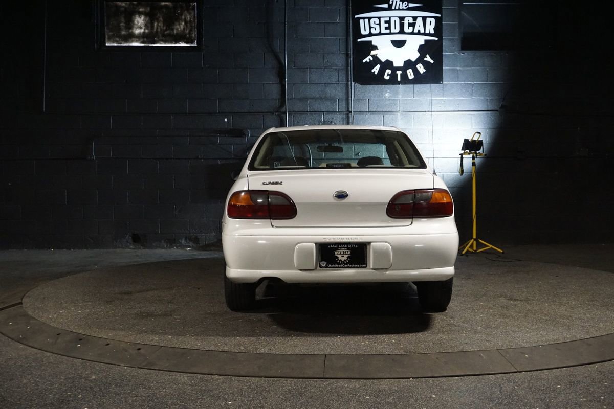 Used 2004 Chevrolet Malibu Classic image 4