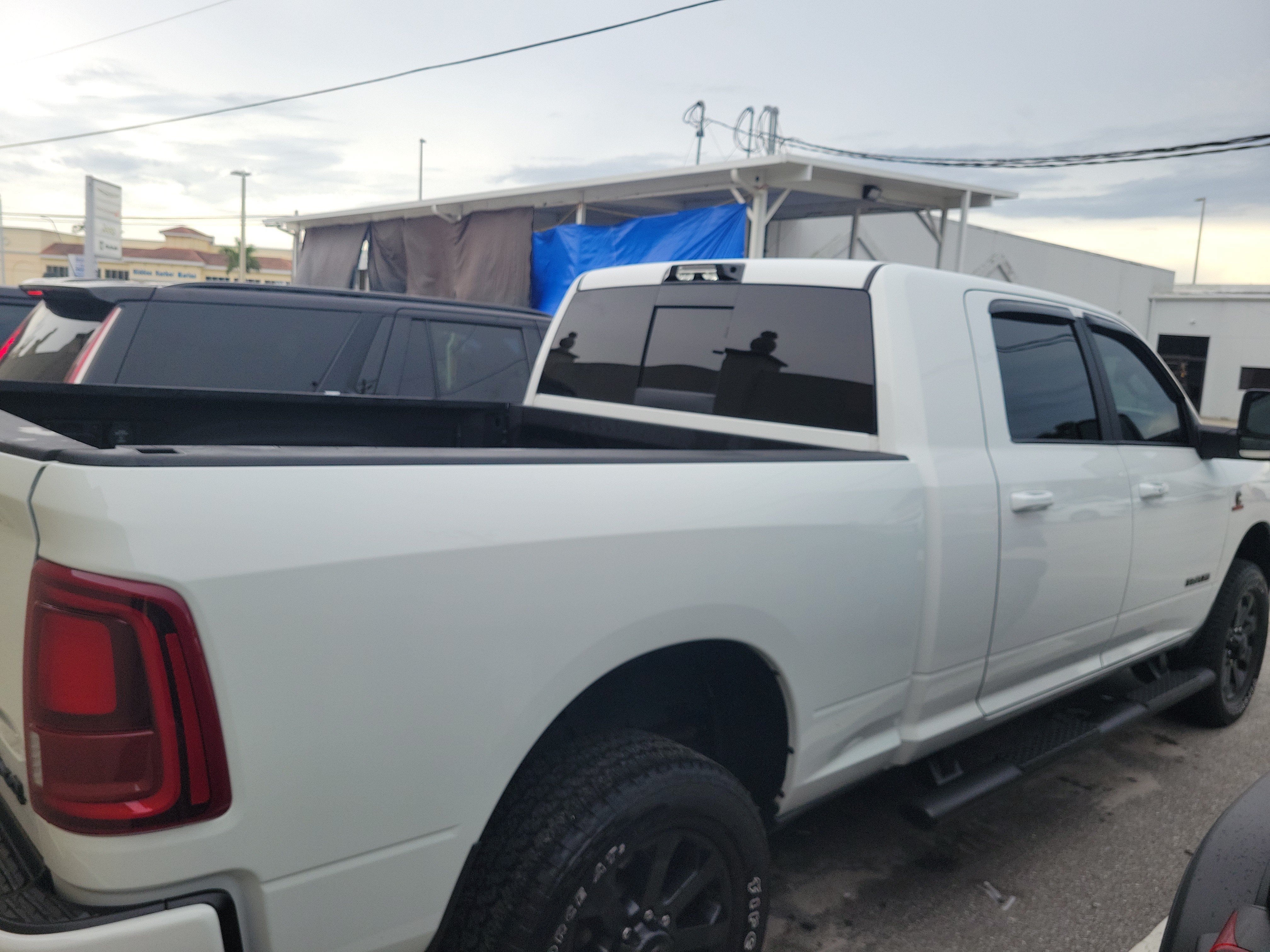 Used 2025 RAM 2500 Laramie w/ Night Edition AWD/4WD image 9