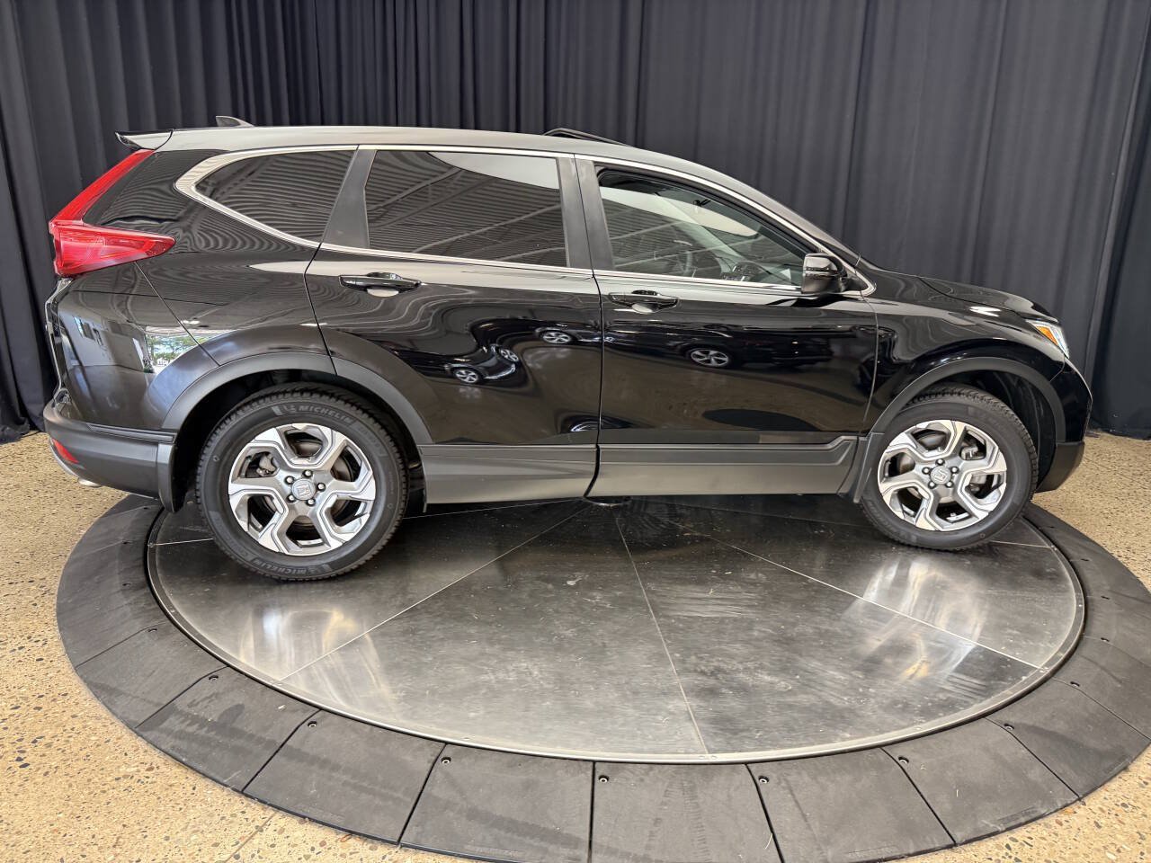 Used 2018 Honda CR-V EX image 10