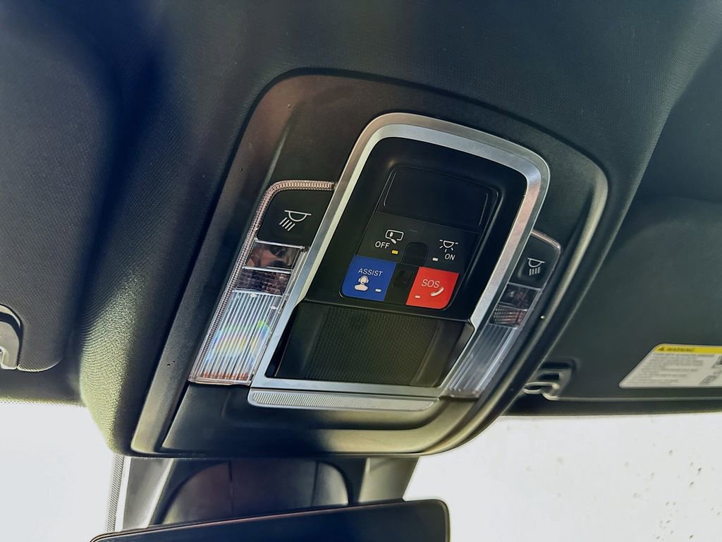 Used 2024 RAM 1500 Laramie image 34