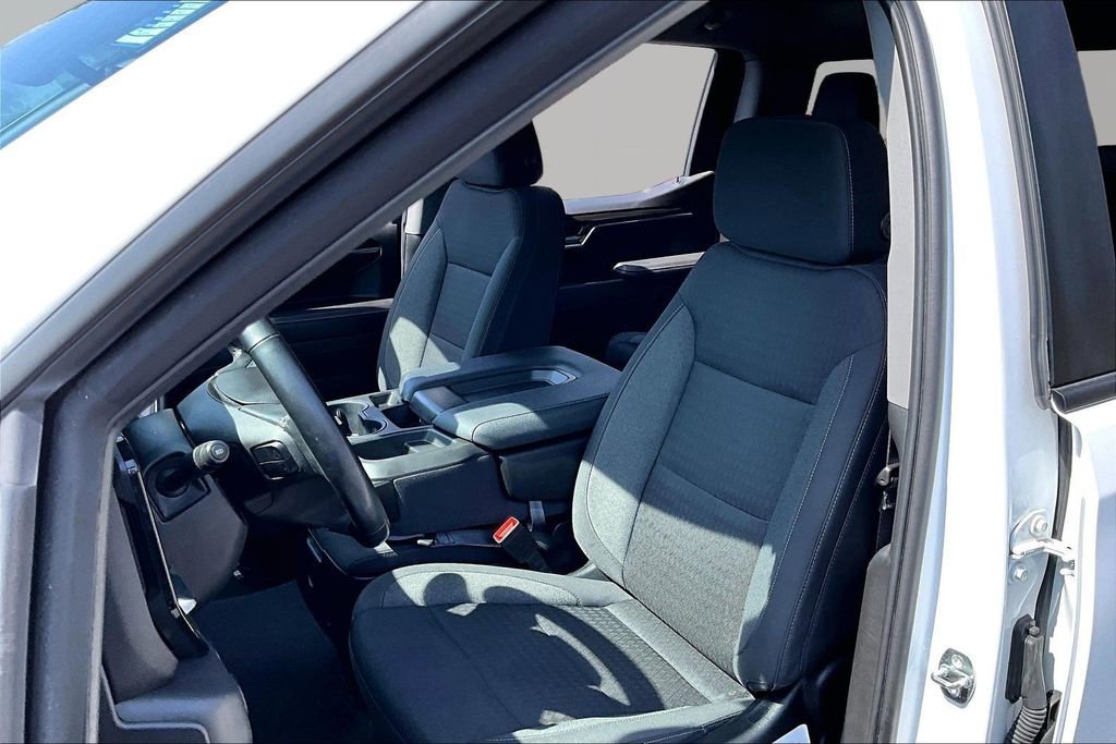 Used 2023 Chevrolet Silverado 1500 LT image 15