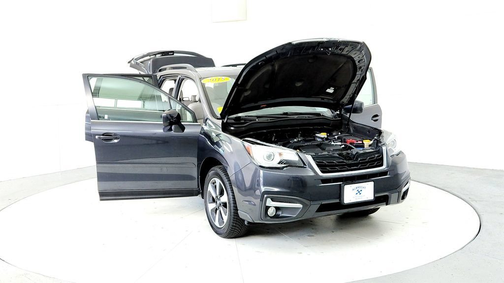 Used 2018 Subaru Forester 2.5i Limited AWD/4WD image 9
