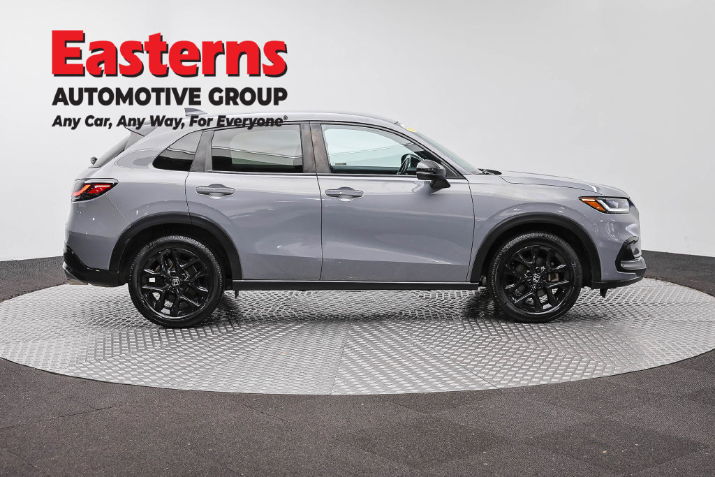 Used 2023 Honda HR-V Sport image 5