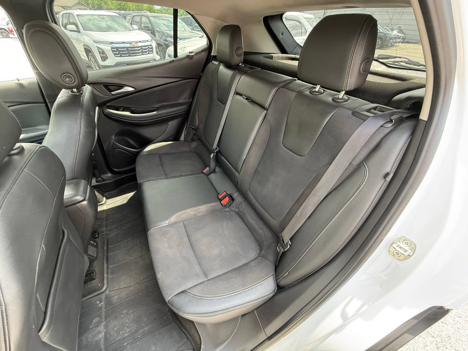 Used 2020 Buick Encore GX Select FWD image 22