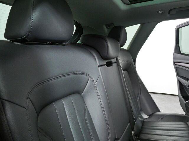 Used 2018 Audi Q5 2.0T Premium AWD/4WD image 22