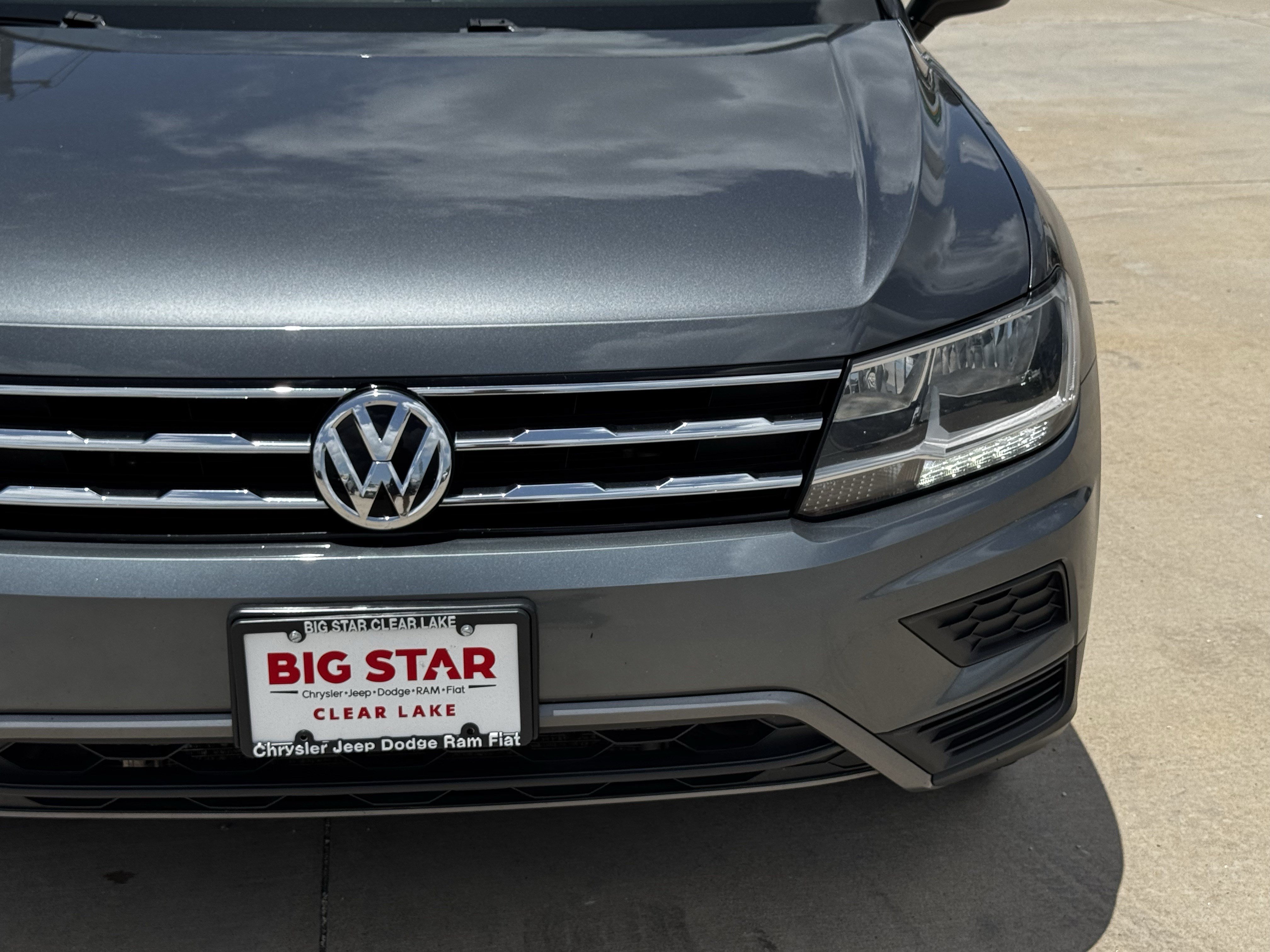 Used 2019 Volkswagen Tiguan S FWD image 5
