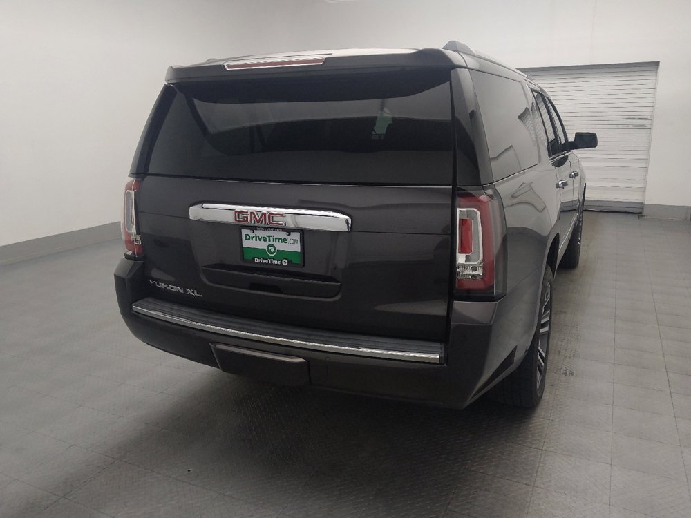 Used 2017 GMC Yukon XL Denali w/ Open Road Package AWD/4WD image 7