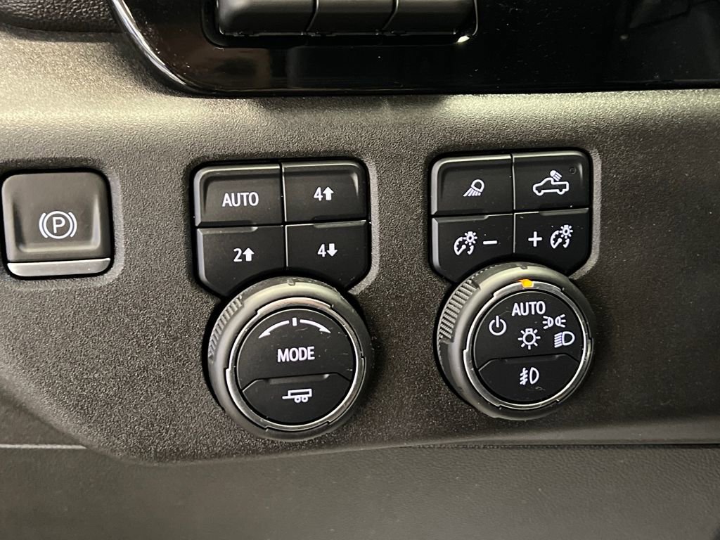 Used 2023 Chevrolet Silverado 1500 High Country w/ High Country Premium Package image 27
