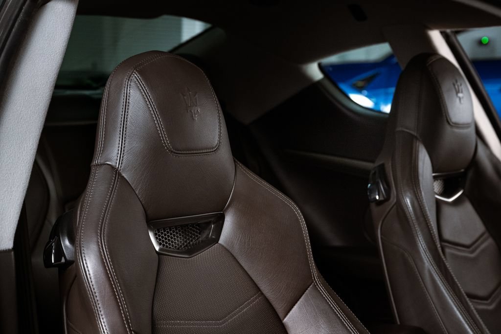 Used 2013 Maserati GranTurismo Sport RWD image 24
