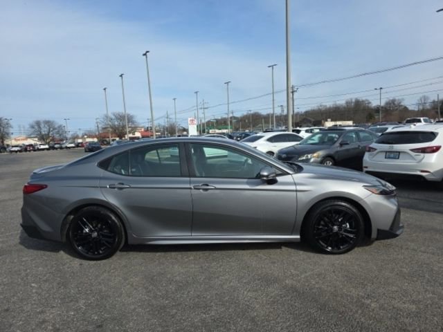 Certified 2025 Toyota Camry SE image 3