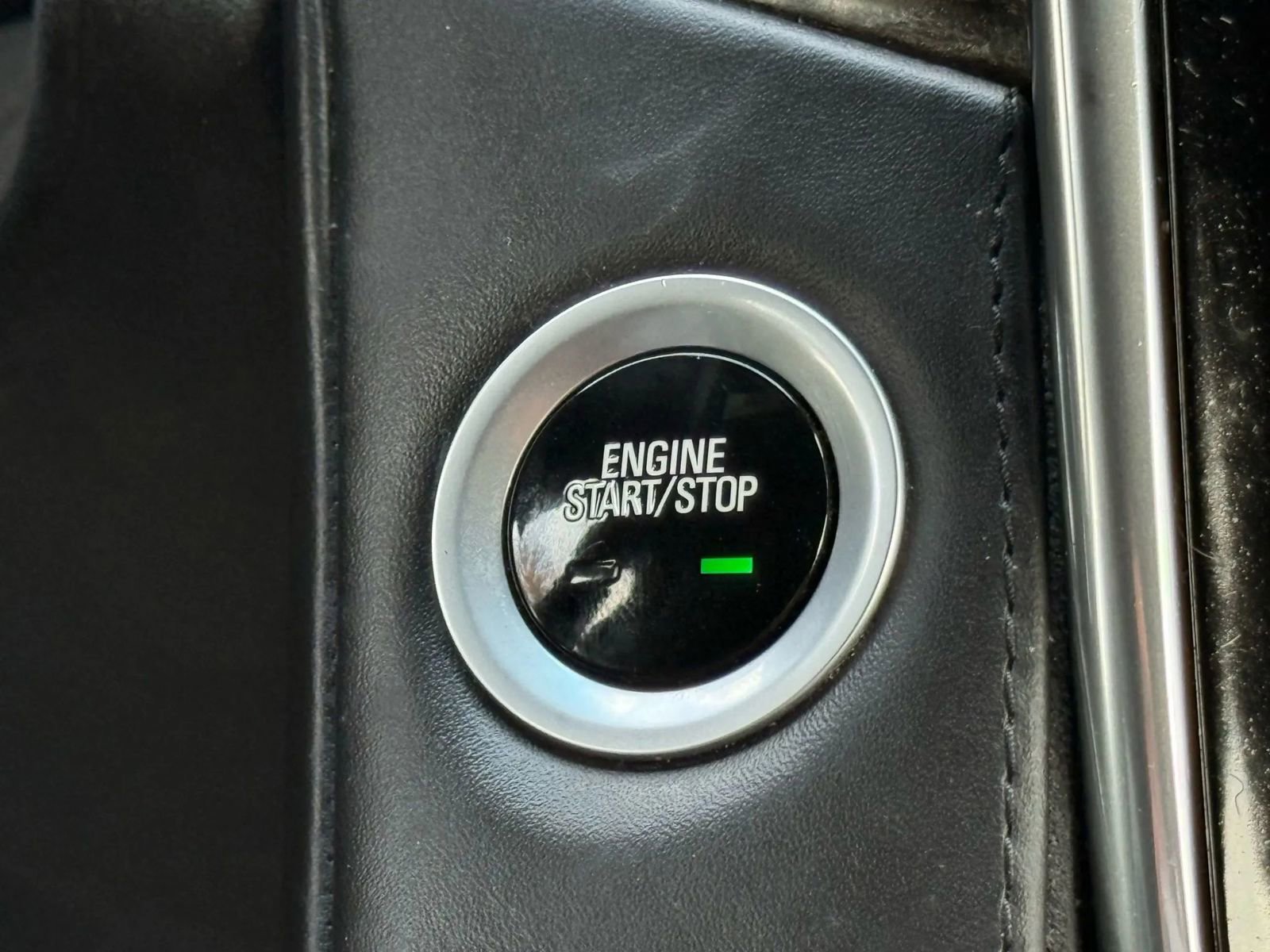 Used 2015 Cadillac Escalade ESV Platinum image 31