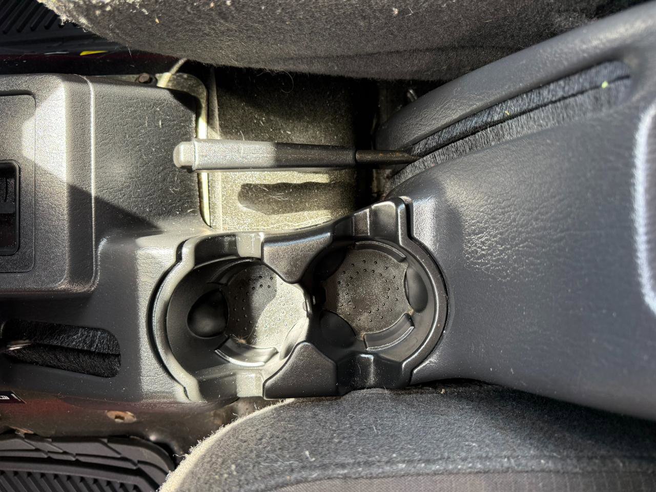 Used 2005 Jeep Wrangler X w/ Rocky Mountain Edition Group image 32