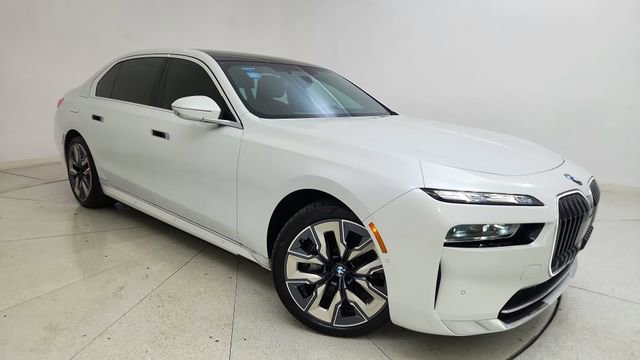 Used 2023 BMW i7 xDrive60 w/ Executive Package 2