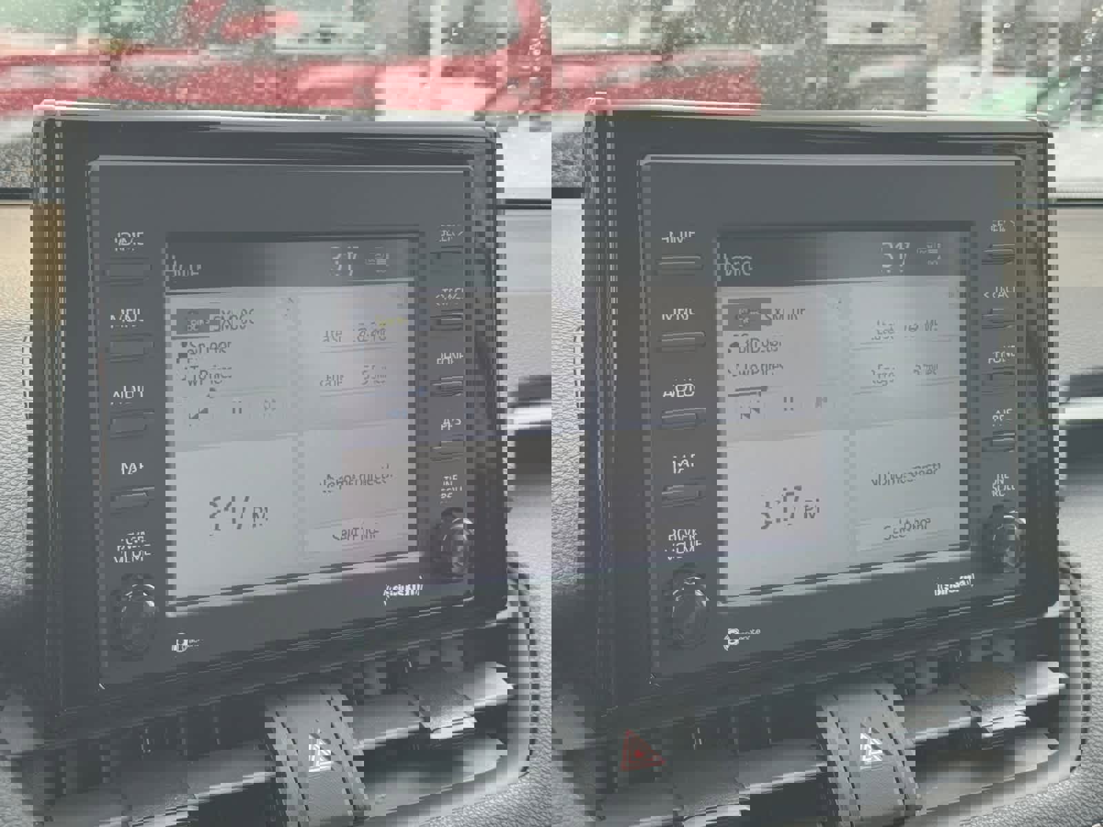 Used 2021 Toyota RAV4 XLE image 21