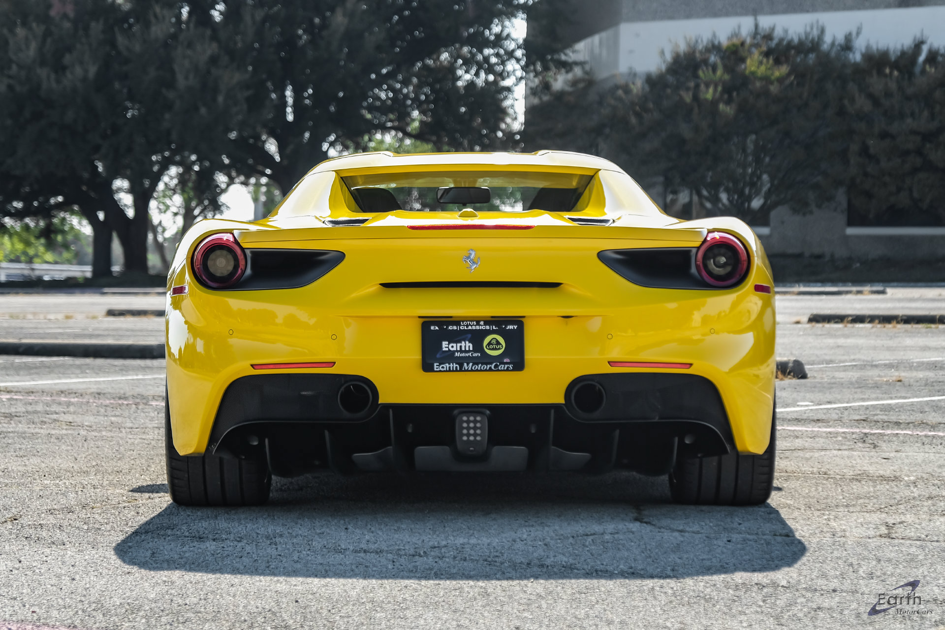 Used 2018 Ferrari 488 Spider RWD image 19