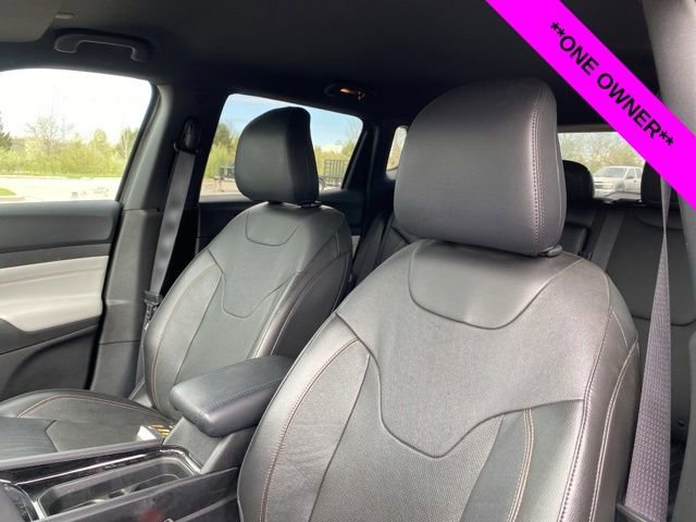 Used 2023 Jeep Compass Limited AWD/4WD image 2