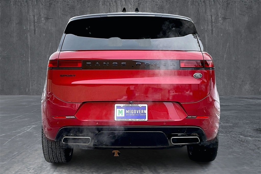 Used 2023 Land Rover Range Rover Sport SE Dynamic image 5