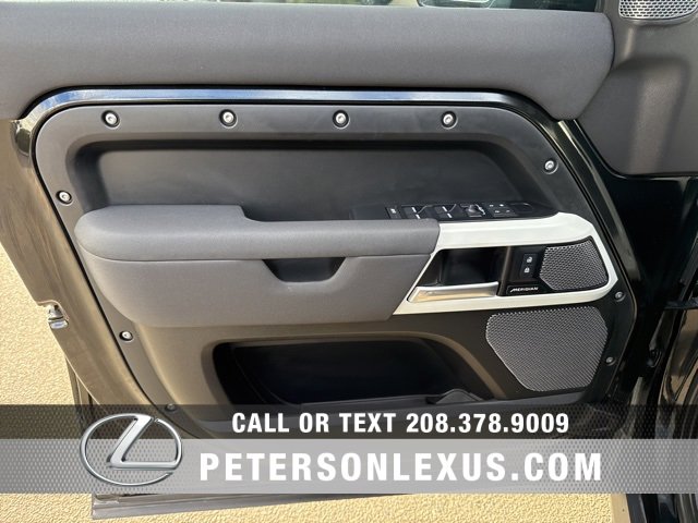 Used 2023 Land Rover Defender 110 S image 20