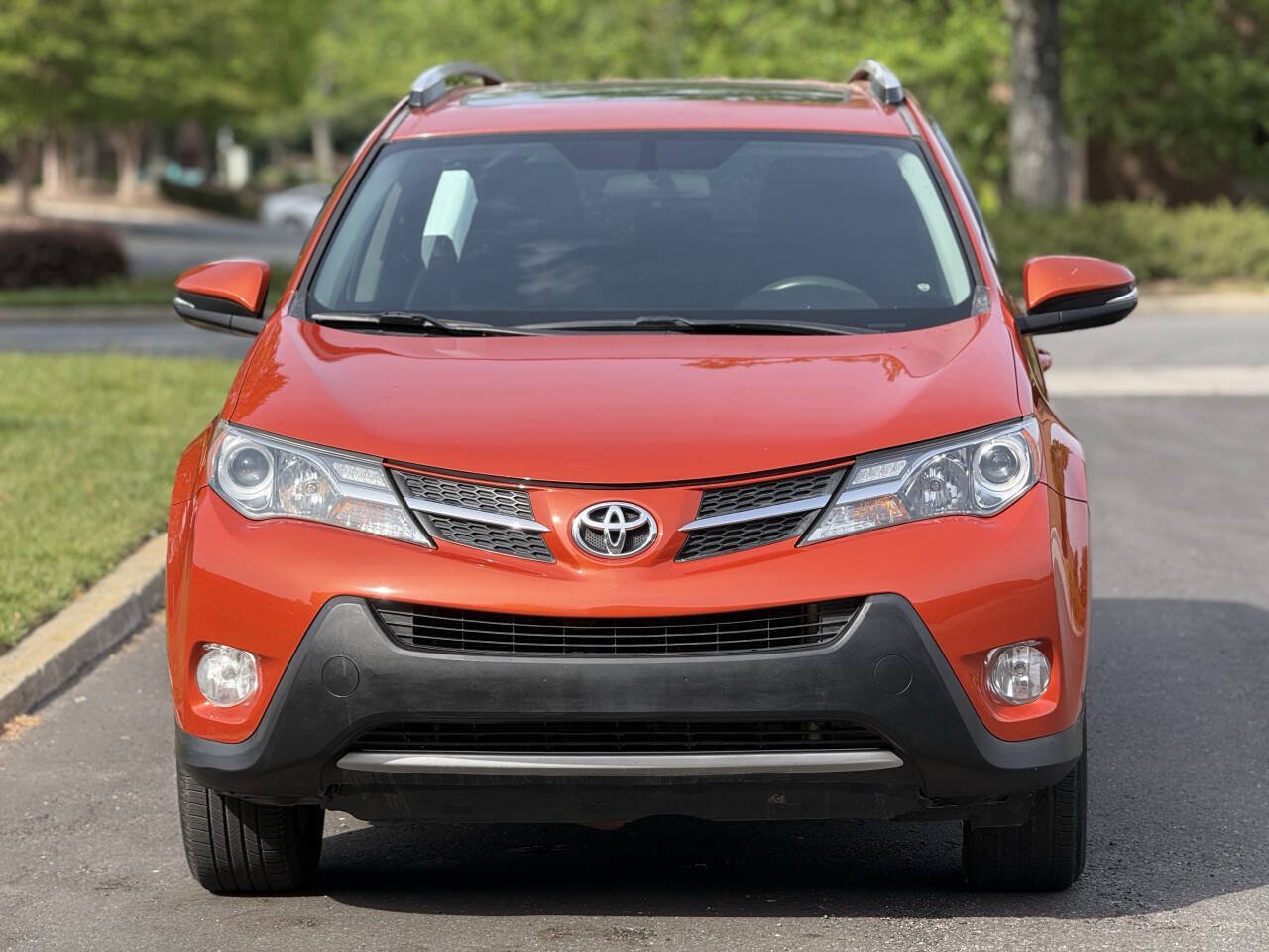 Used 2015 Toyota RAV4 XLE FWD image 4