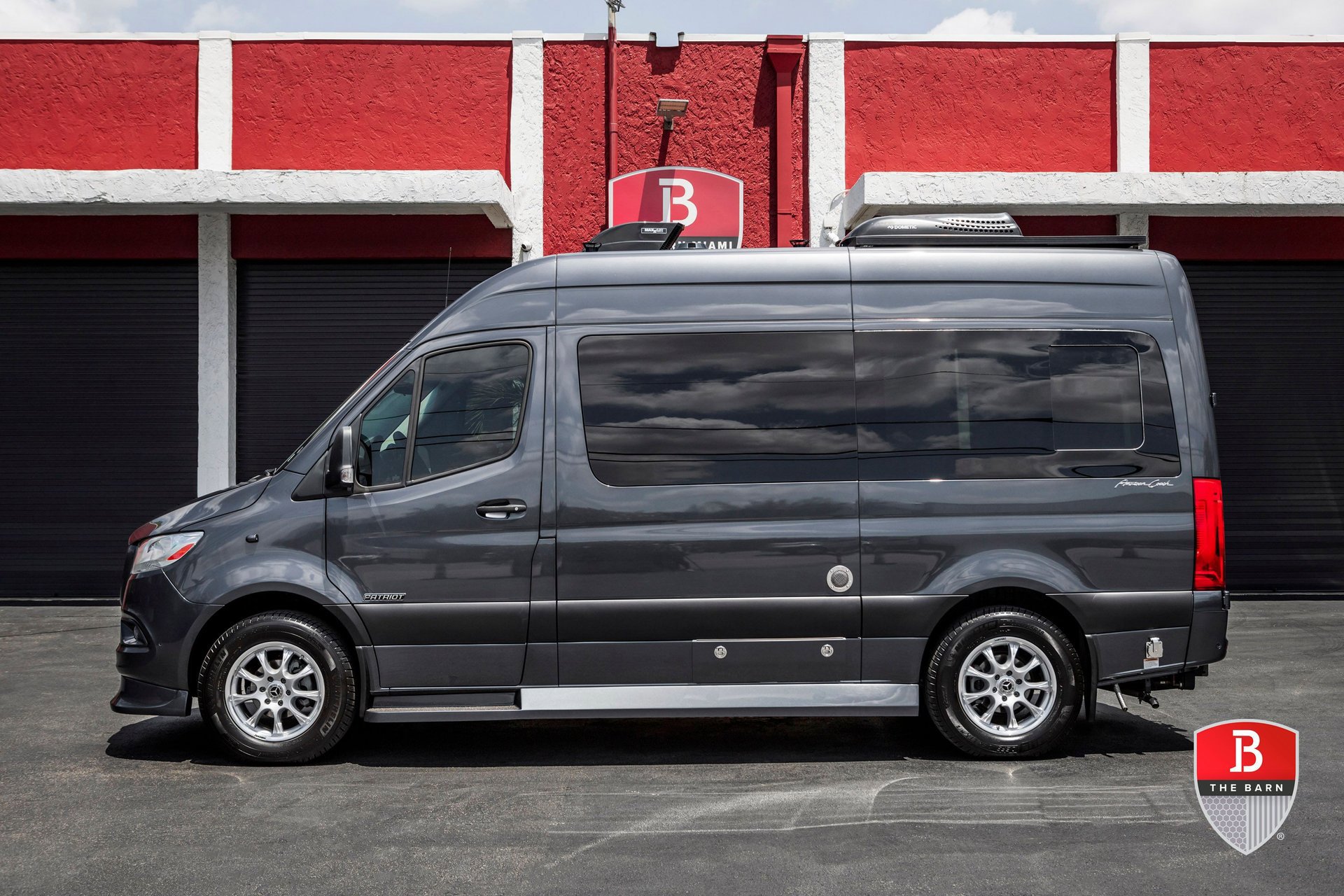 Used 2021 Mercedes-Benz Sprinter 2500 image 4