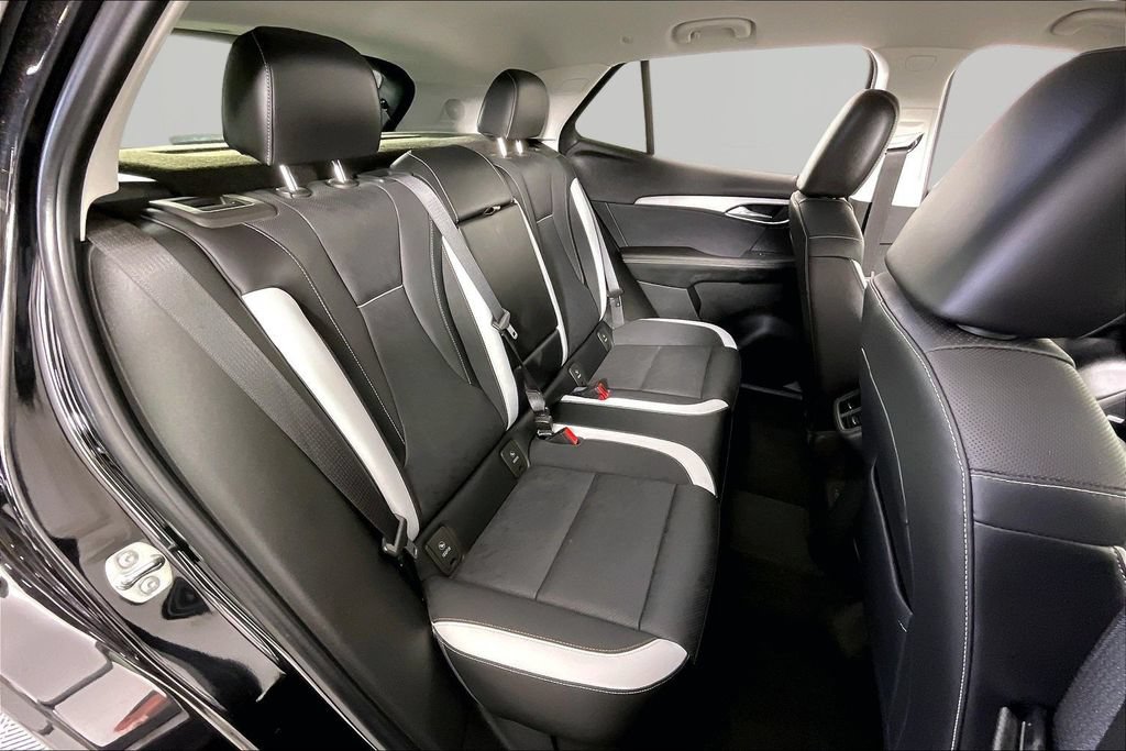 Certified 2024 Buick Envision Sport Touring AWD/4WD image 24