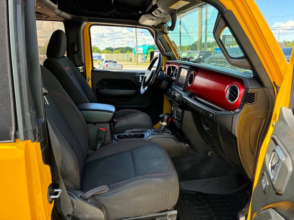 Used 2020 Jeep Wrangler Rubicon w/ Uconnect 4C Nav & Sound Group AWD/4WD image 37