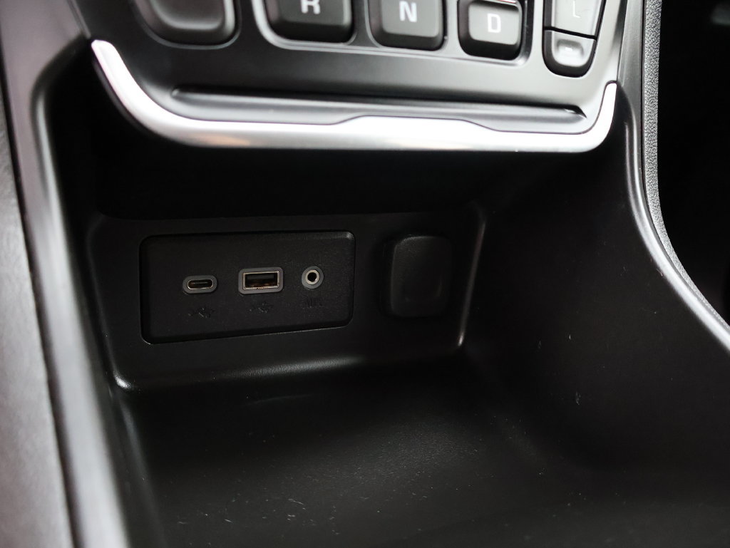 Used 2018 GMC Terrain SLE w/ Driver Convenience Package FWD image 23