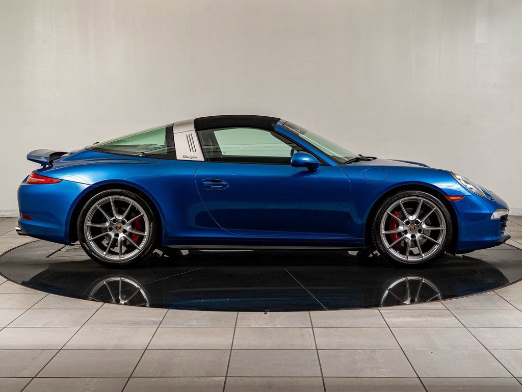 Certified 2015 Porsche 911 Targa 4S image 9