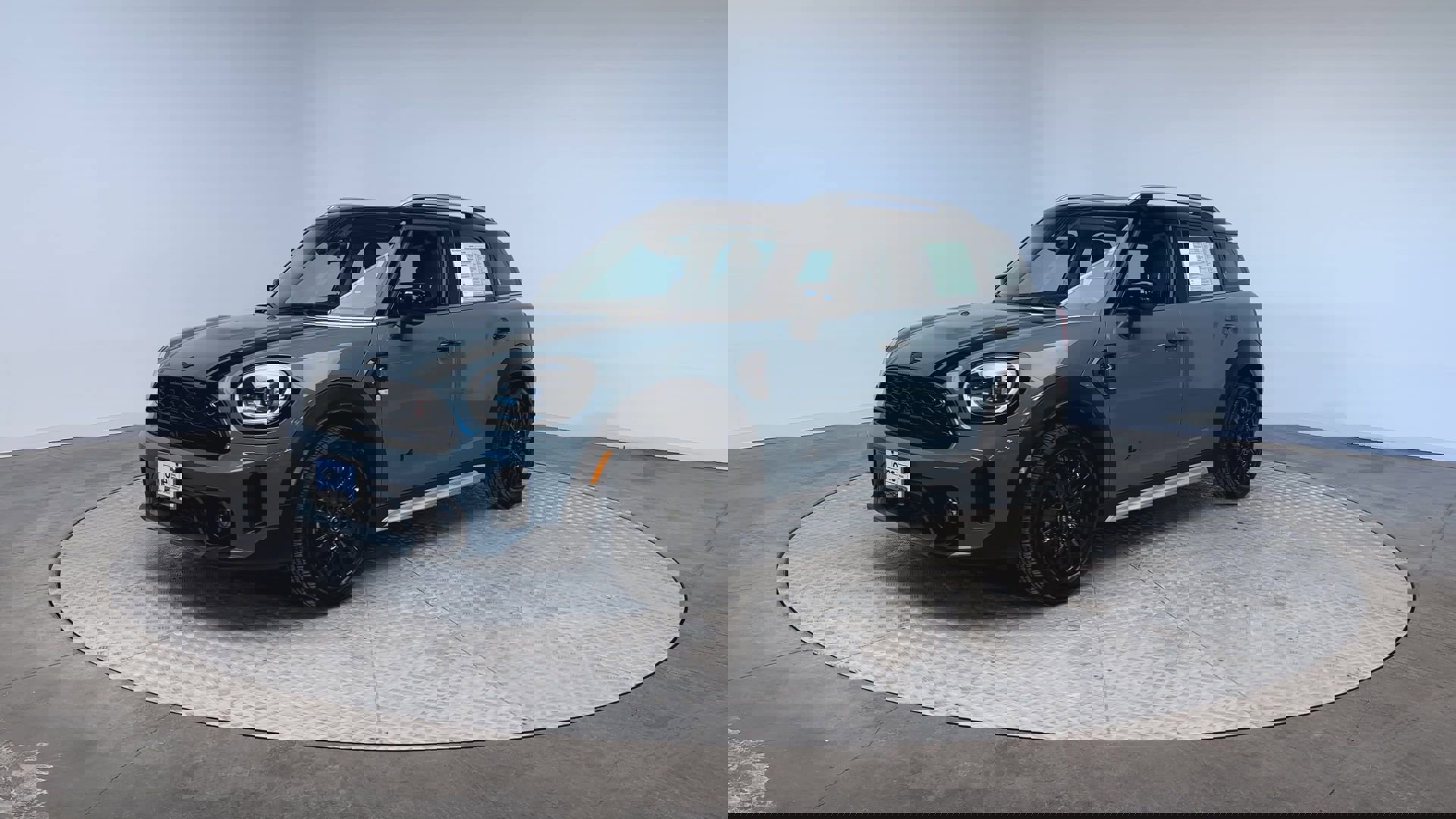 Used 2024 MINI Cooper Countryman S w/ Premium Package image 4