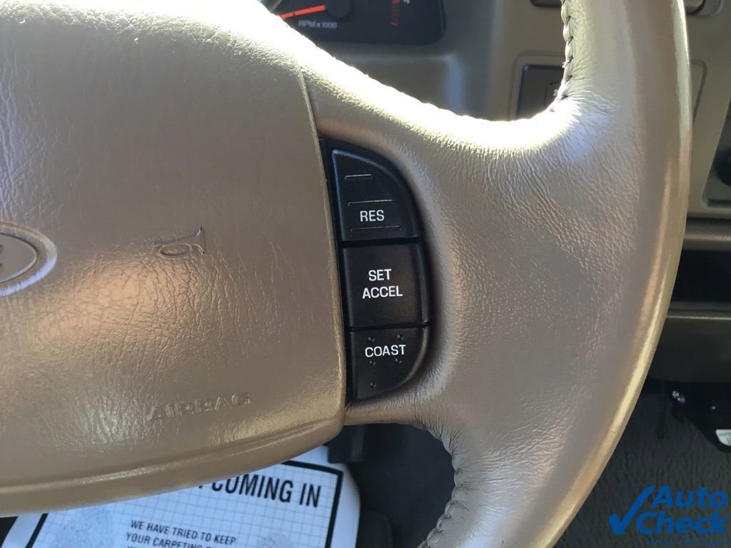 Used 2000 Ford F350 Lariat image 39