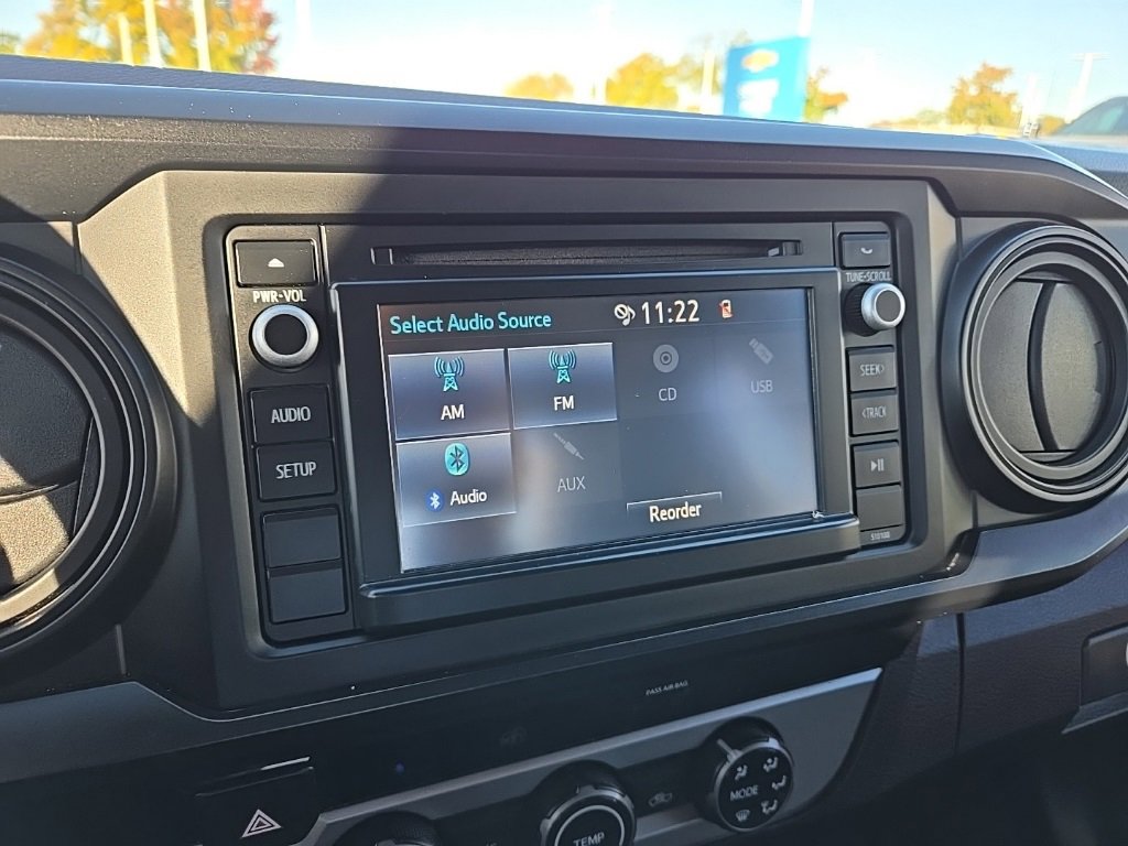 Used 2018 Toyota Tacoma SR image 28