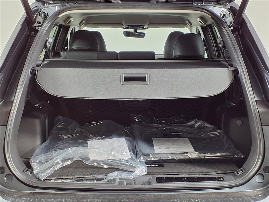 New 2025 Mitsubishi Outlander SE image 13