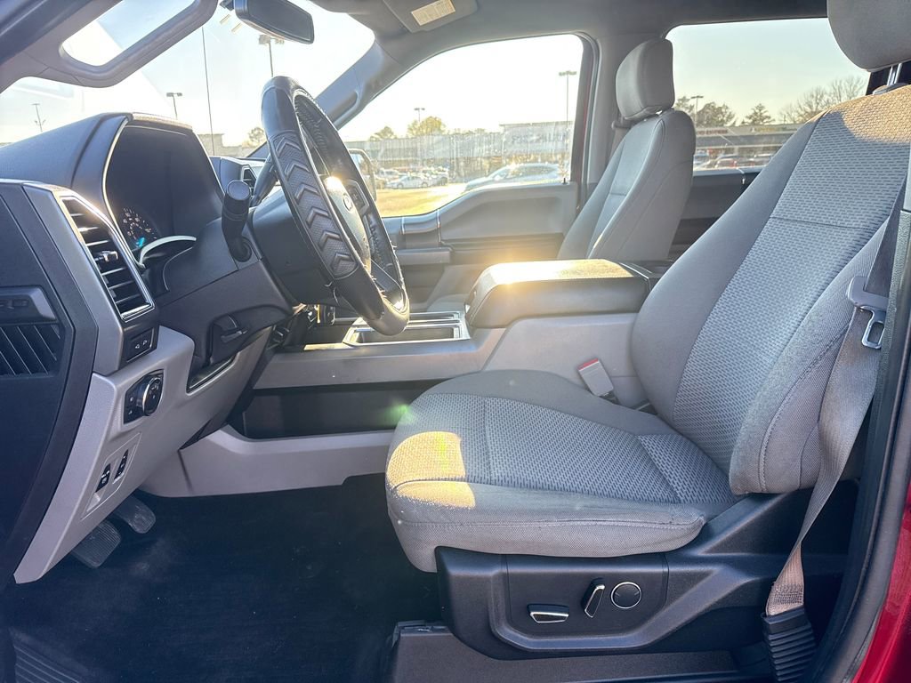 Used 2018 Ford F150 XLT w/ Equipment Group 302A Luxury image 10