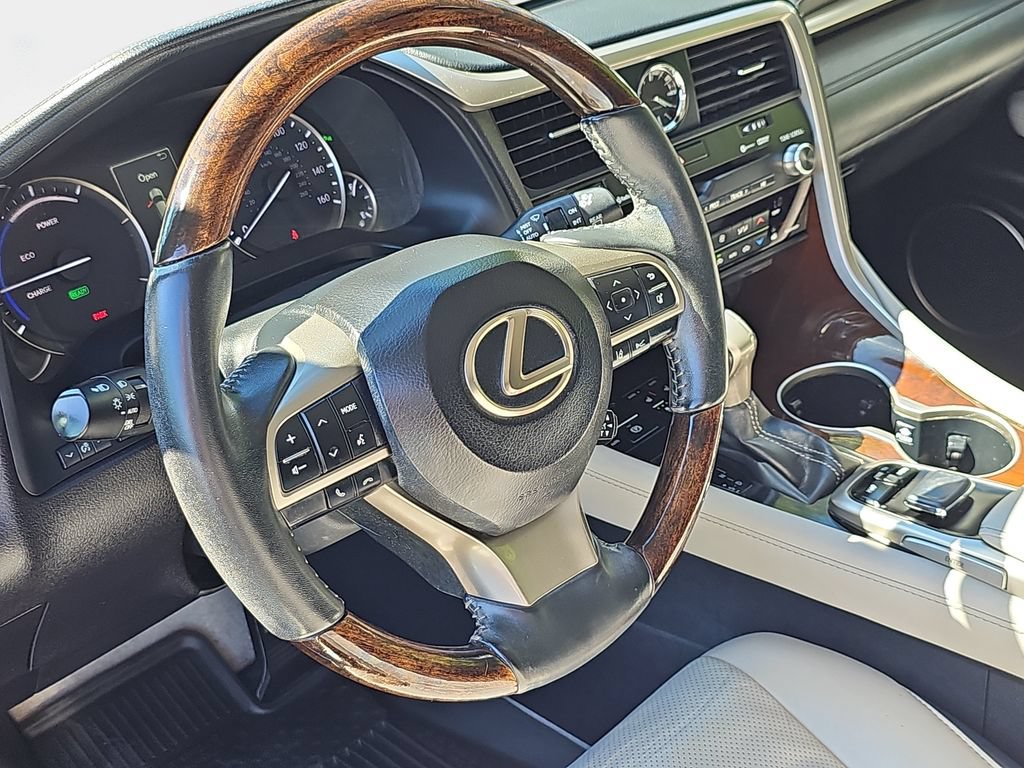 Used 2017 Lexus RX 450h AWD w/ Cold Weather Package image 19