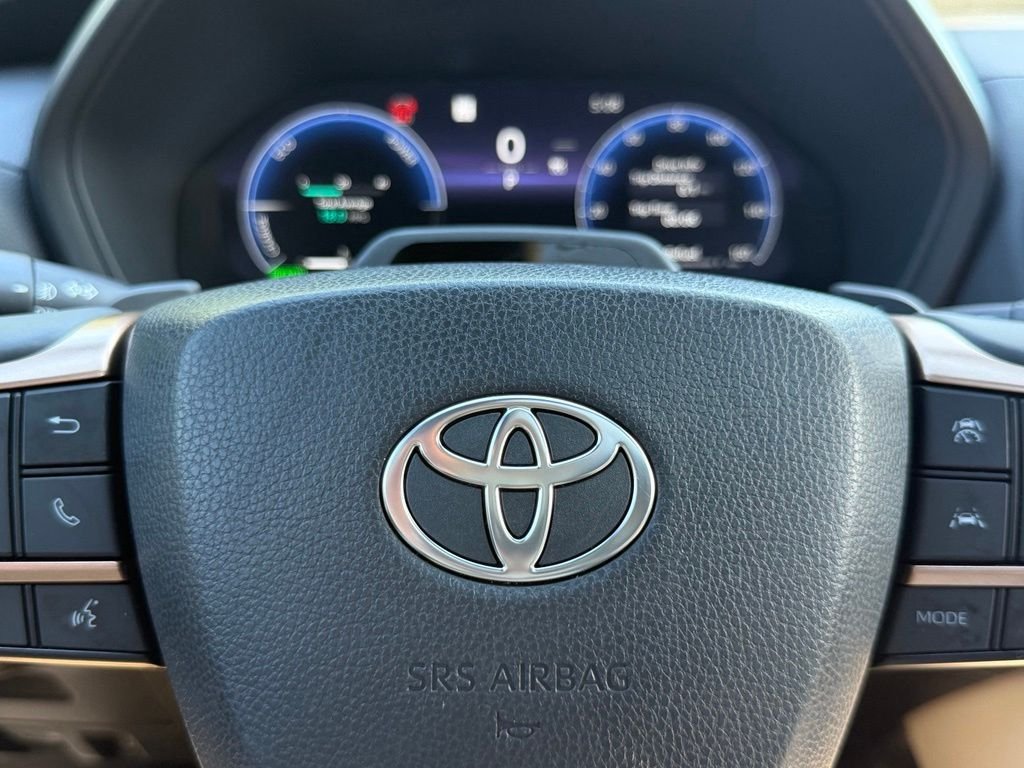 Used 2026 Toyota Grand Highlander AWD Hybrid image 30