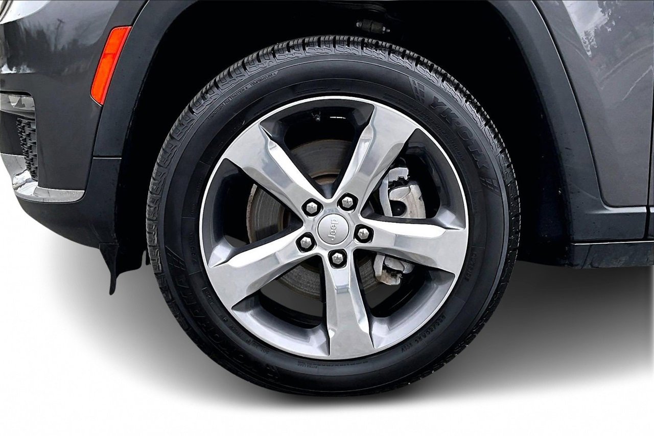 Certified 2021 Jeep Grand Cherokee L Limited w/ Trailer Tow Group (B) image 32