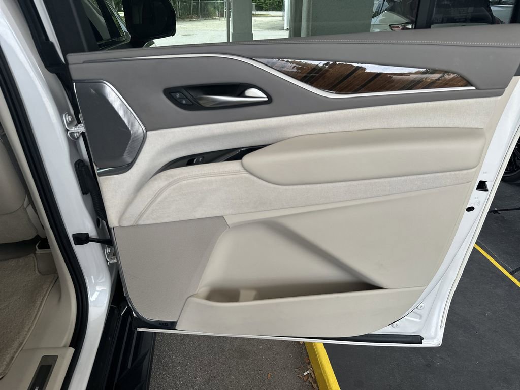Used 2021 Cadillac Escalade ESV Sport Platinum RWD image 33