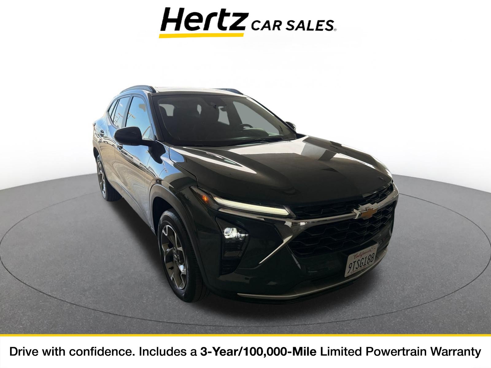 Used 2025 Chevrolet Trax LT FWD image 1