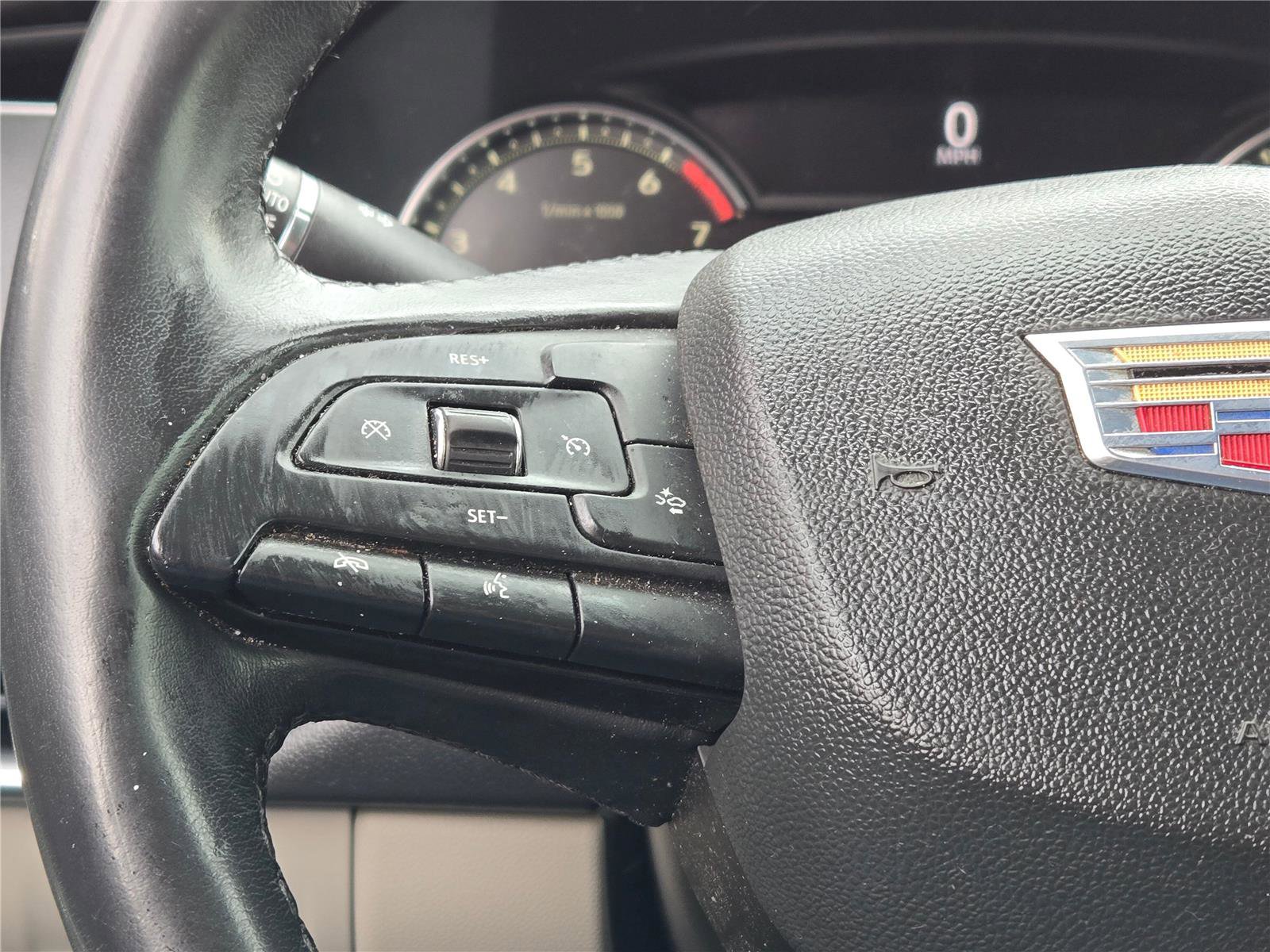 Used 2019 Cadillac XT4 Premium Luxury w/ Driver Awareness Package image 27