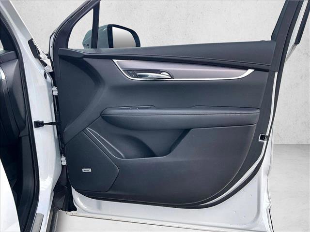 Used 2023 Cadillac XT6 Luxury image 19