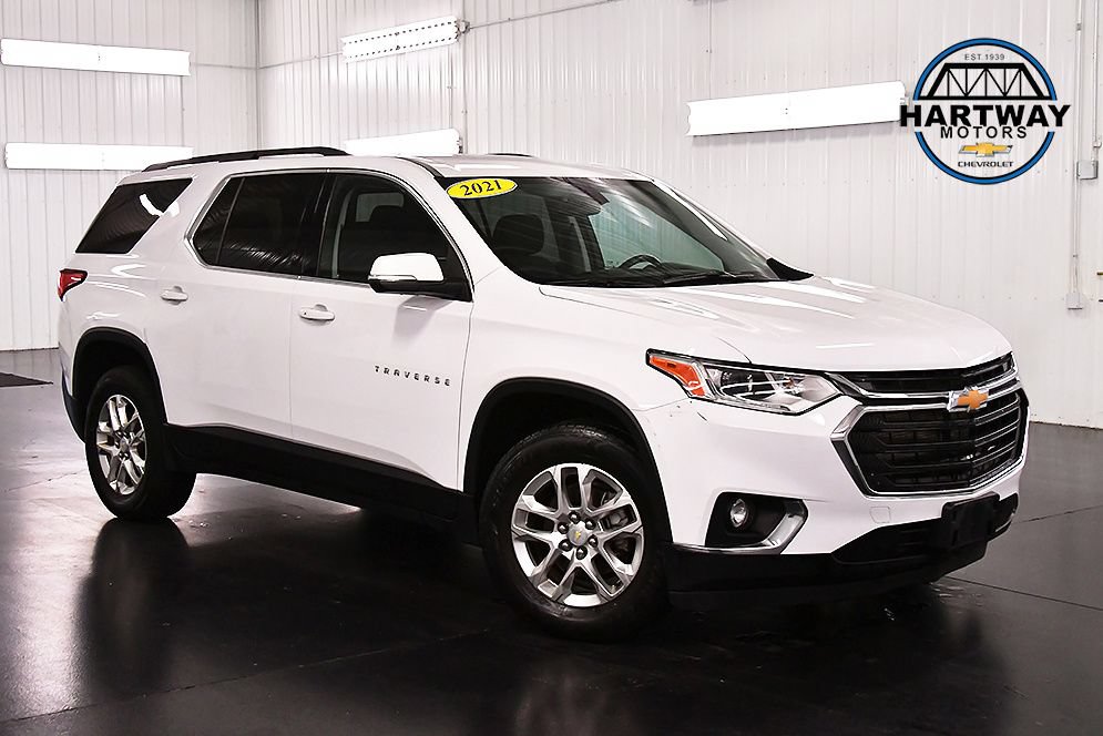 Used 2021 Chevrolet Traverse LT AWD/4WD image 1