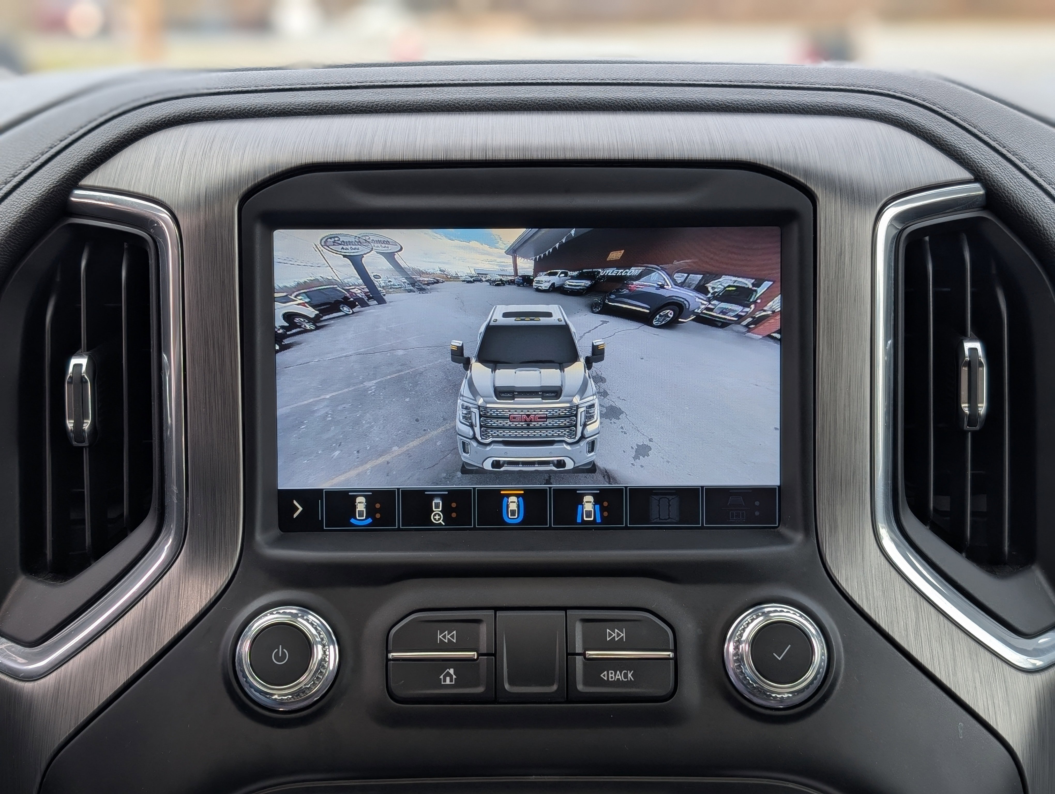 Used 2021 GMC Sierra 3500 Denali w/ Denali Ultimate Package image 24