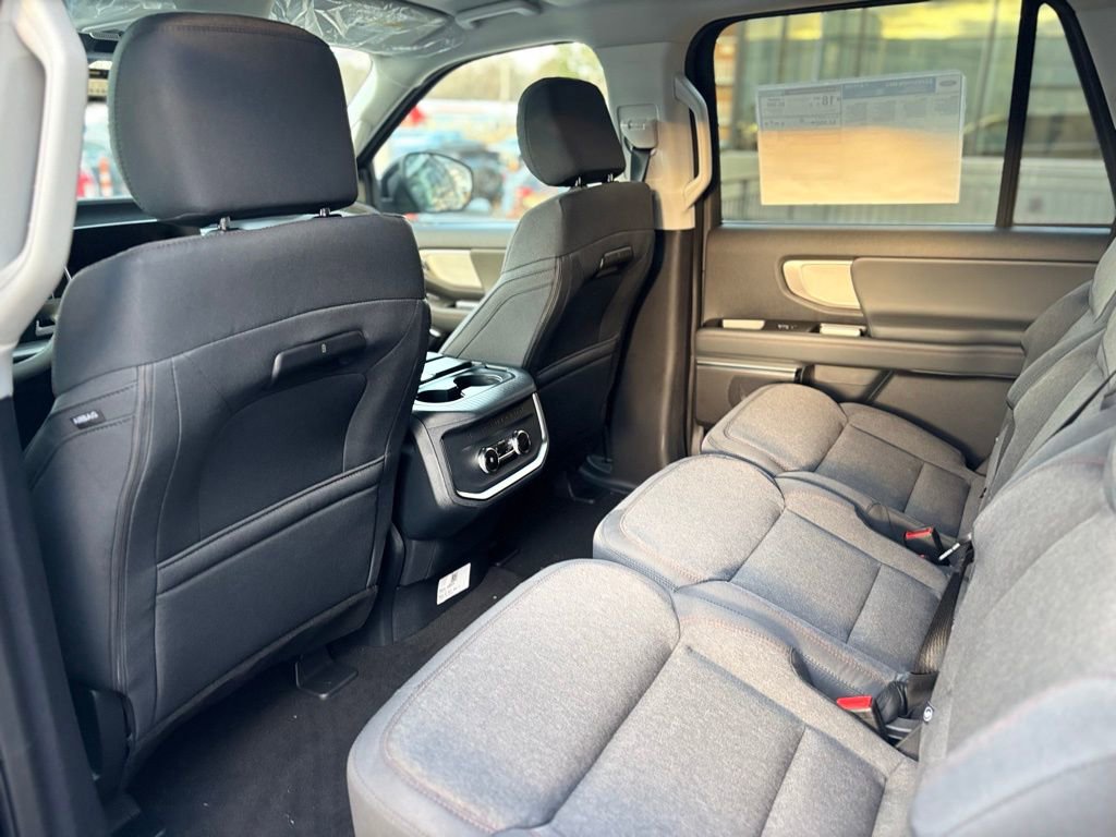 New 2025 Ford Expedition Max Active image 25